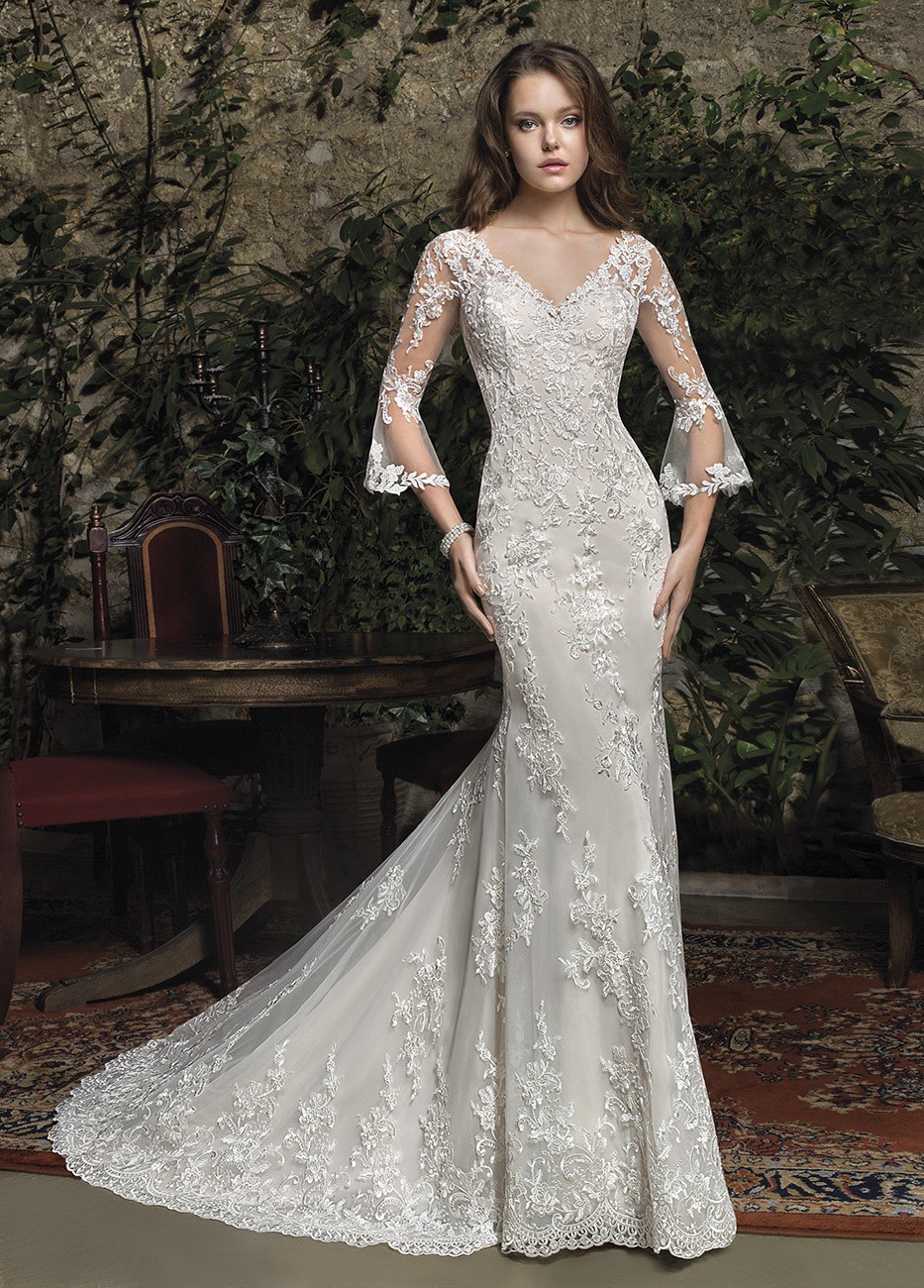 Mermaid Charming Lace Wedding Dresses V Neck Long Sleeves Backless Bridal Gowns Trumpet Sweep Train Vestido De Novia