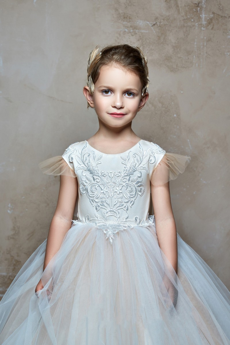 pentelei new flower girl dresses for weddings cap sleeves lace appliqued little baby gowns cheap country communion dress
