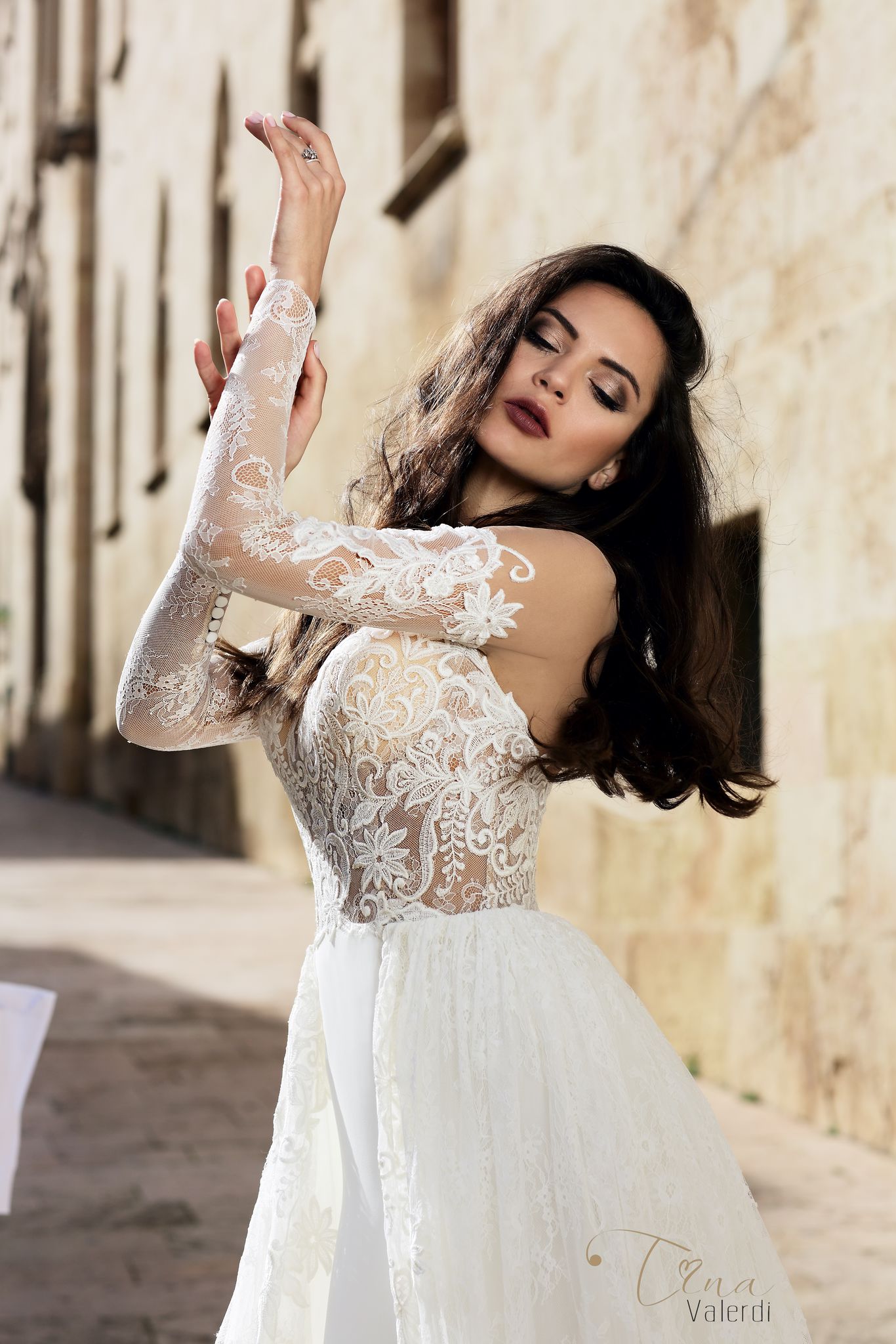 2019 Mermaid Wedding Dresses High Neck Lace Appliques Illusion Long Sleeve Beach Wedding Dress Floor Length Plus Size Boho Bridal Gowns