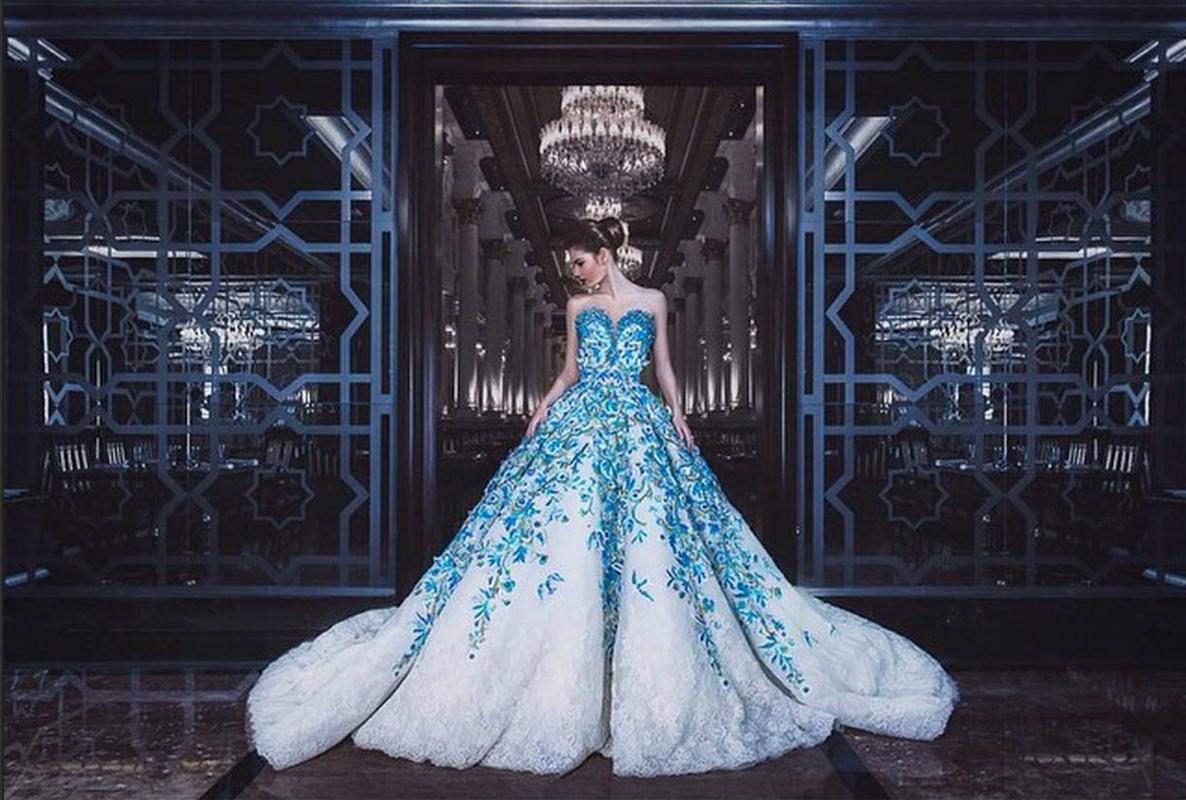 Fantastic Applique Embroidery Wedding Dresses Elegant Sweetheart Pearls Beaded Ball Gown Bridal Dress Gorgeous Full Lace Wedding Gowns