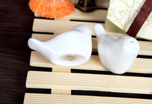 Wholesale- wedding favor gift and giveaways for guest -- Ceramic Love Birds Salt and Pepper Shaker party souvenir 200pieces=100sets