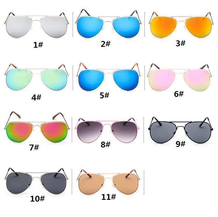 2017 Brand Designer Sun Glasses for Children Cool Mirror Reflective Metal Frame Kids Sunglasses Children's Glasses UV400 b639, White;black
2017 Brand Designer Sun Glasses for Children Cool Mirror Reflective Metal Frame Kids Sunglasses Children's Glasses UV400 b639, White;black