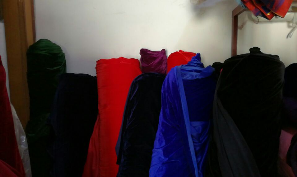 Winter 2019 Trendy Velvet Wedding Dresses with Half Sleeves Jewel Neck Customized Back A Line Ruffled Hemline Trendy Dark Green Bridal Gowns