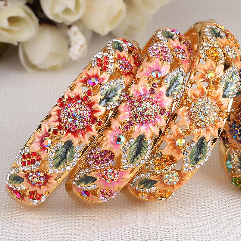 Women's Cloisonne Gold Plated Bracelet Korean Fashion Bracelets High-grade Diamond Jewelry Wholesale
Women's Cloisonne Gold Plated Bracelet Korean Fashion Bracelets High-grade Diamond Jewelry Wholesale