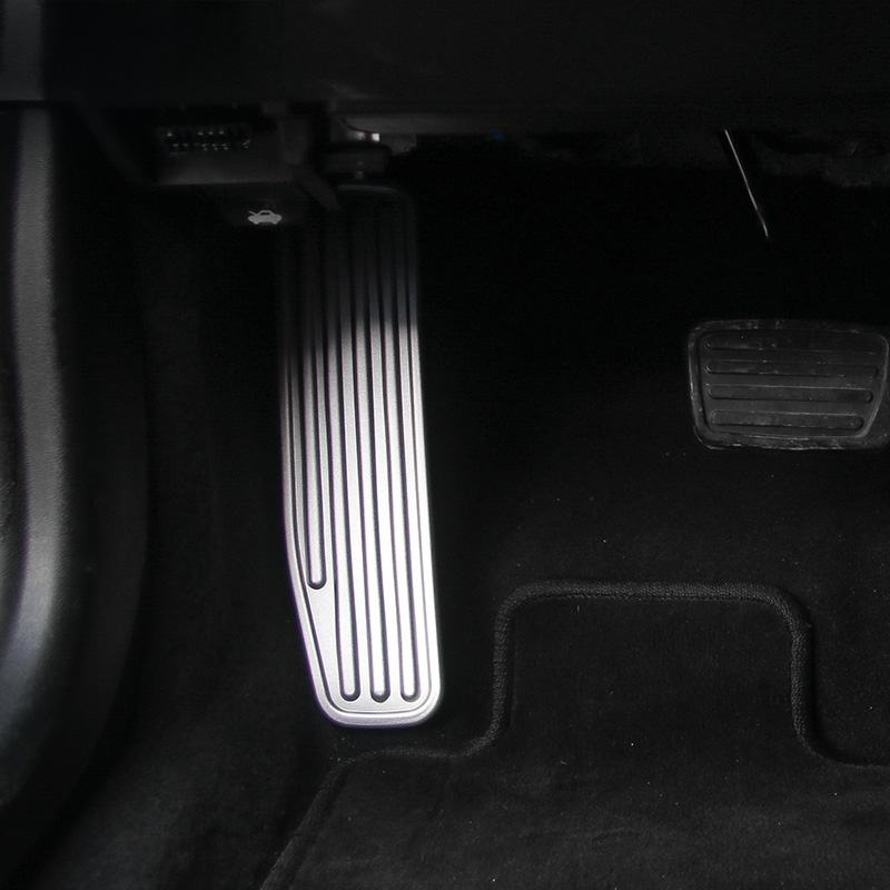 Car Left Foot Rest Pedal Panel Decoration Cover Trim For Chevrolet Camaro 2017 Up Car Interior Accessories