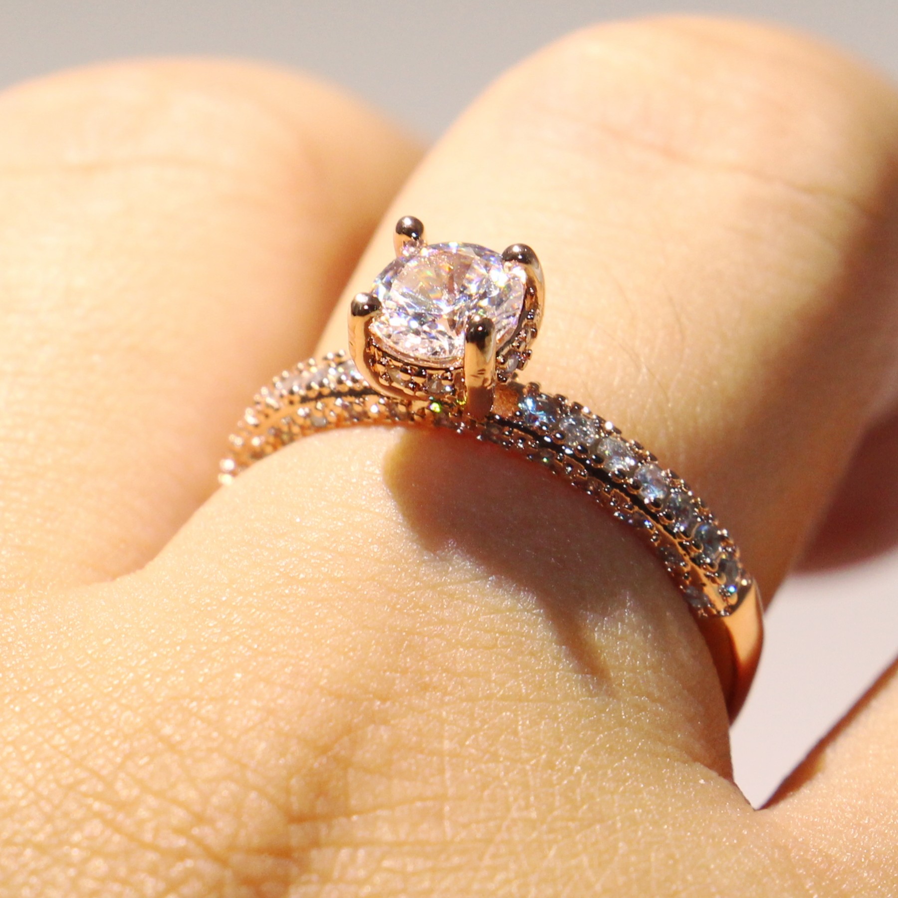 Victoria Wieck Hot High Quality 925 Sterling Silver&Rose Gold Fill Round Shape White Topaz CZ Diamond Eternity Women Wedding Band Ring Gift