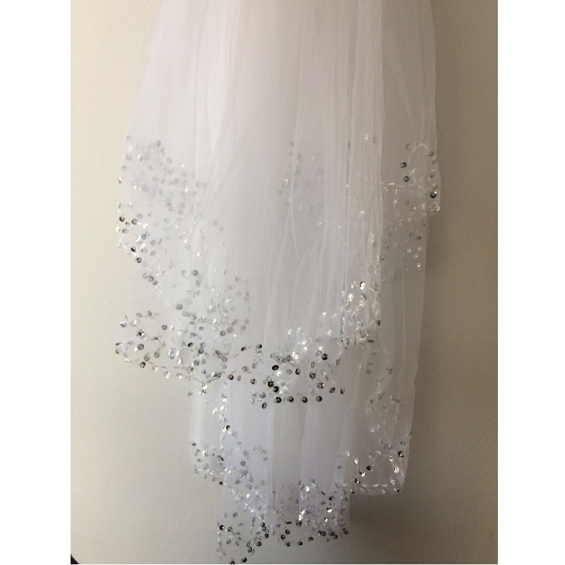 In Stock Cheap Tulle White Ivory Bridal Veils With Comb Elbow Length Two Layer Beads Pearls Edge Wedding Accessories 150 cm Long