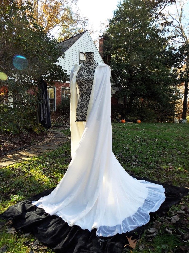 70s Wedding Capes Cloaks Coat White Ivory Hooded Medieval Wrap Bolero Jacket Bridal Accessories Beading Custom Plus Size