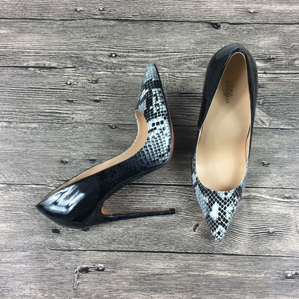 women lady woman 2019 black python snake patent leather poined toes wedding heels stiletto high heels shoes pumps 12cm 120mm
women lady woman 2019 black python snake patent leather poined toes wedding heels stiletto high heels shoes pumps 12cm 120mm