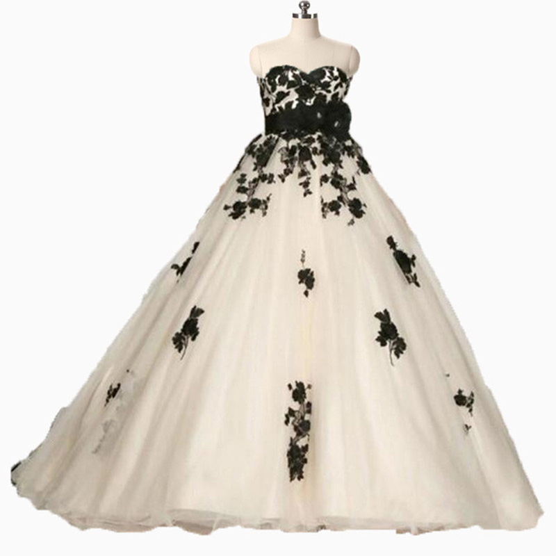 2018 Fashion Lace Flowers Ball Gown Quinceanera Dresses With Appliques Sweet 16 Dress Plus Size Vestido De 15 Anos BQ15, Same as picture
2018 Fashion Lace Flowers Ball Gown Quinceanera Dresses With Appliques Sweet 16 Dress Plus Size Vestido De 15 Anos BQ15, Same as picture