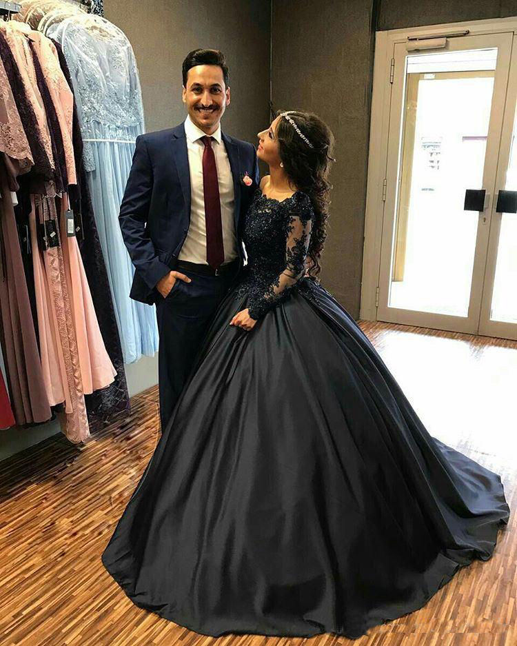 Navy Blue Evening Dresses Prom Gowns 2019 Modest Long Sleeve Yousef Aljasmi Dubai Arabic Prom Dress Floral Lace Applique Party Dress