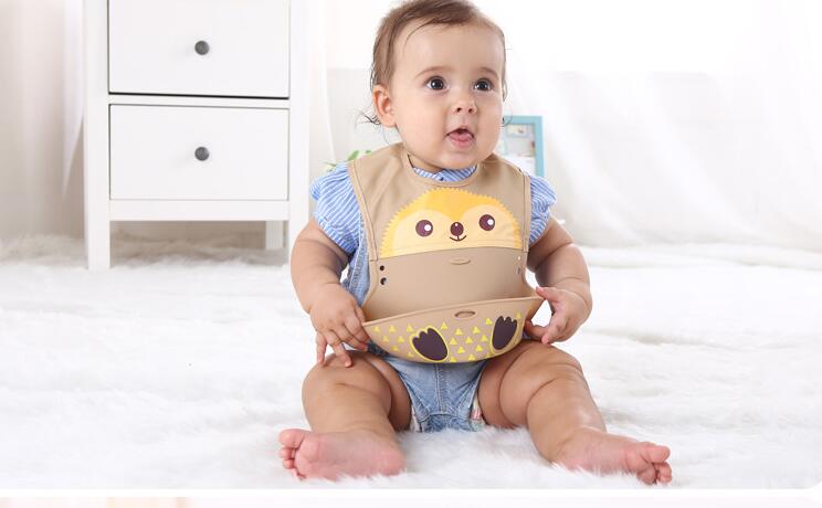 Baby Feeding Cute Creative Baby Bibs Waterproof silicone Lunch Feeding Bibs Cartoon Saliva Towel Burp Cloths ZD01
