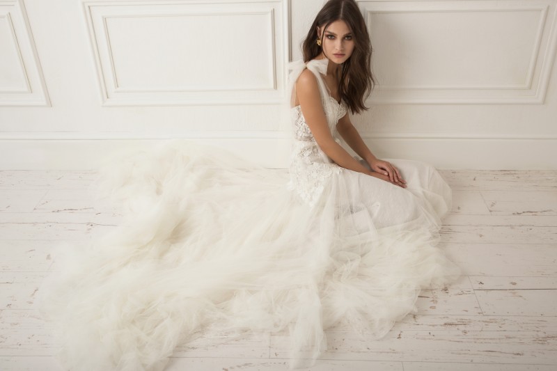 lihi hod tulle beach wedding dresses a line boho bridal gowns backless robe de marie spaghetti neck lace wedding dress