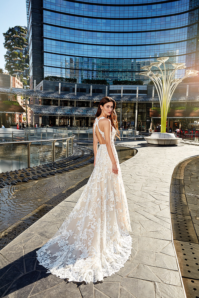 Champagne Lace Mermaid Wedding Dresses Jewel Neck Lace Appliques Sweep Train Boho Wedding Gowns Sexy Back Plus Size Country Bridal Dress