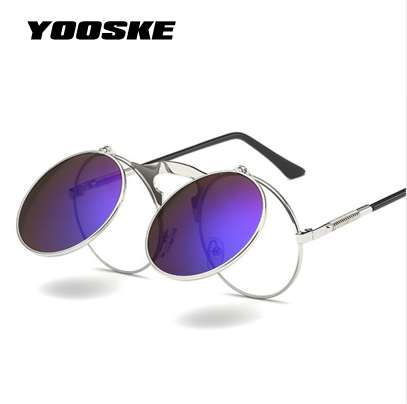 YOOSKE Retro Steam Punk Sunglasses Round Metal Frames Steampunk Sun Glasses Women Men Vontage Eyewear UV400, White;black
YOOSKE Retro Steam Punk Sunglasses Round Metal Frames Steampunk Sun Glasses Women Men Vontage Eyewear UV400, White;black