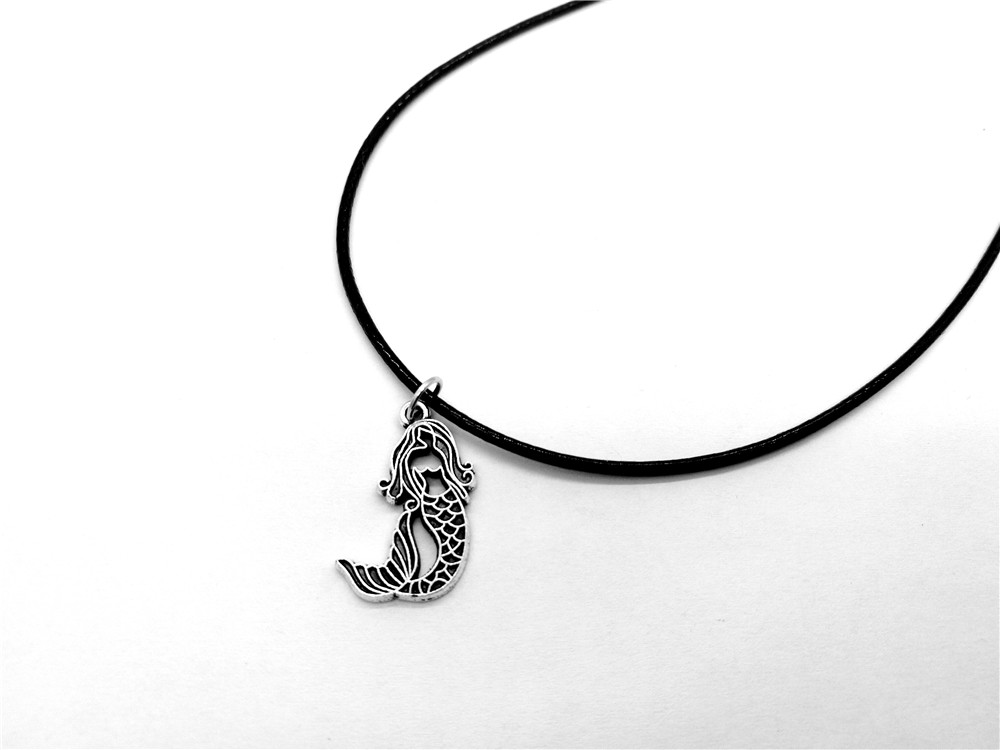hollow Fairy Tale Little Mermaid Necklace Sea-maid Fish Tail Silhouettes Rope Leather Necklaces for Kids Ariel Beach Ocean jewelry
