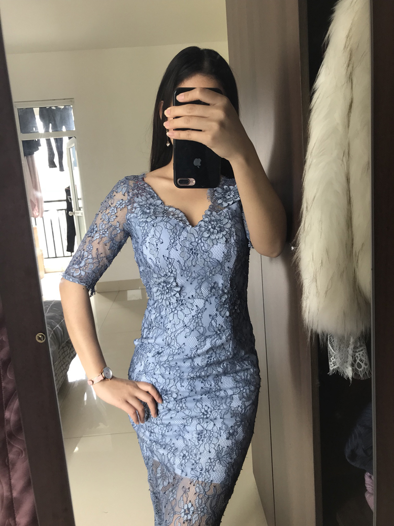 Elegant Lace Mother of the bride dress Smoky Blue, Pink Tea Length Mother of the Bride Dresses Half Sleeves Zipper Back
Elegant Lace Mother of the bride dress Smoky Blue, Pink Tea Length Mother of the Bride Dresses Half Sleeves Zipper Back