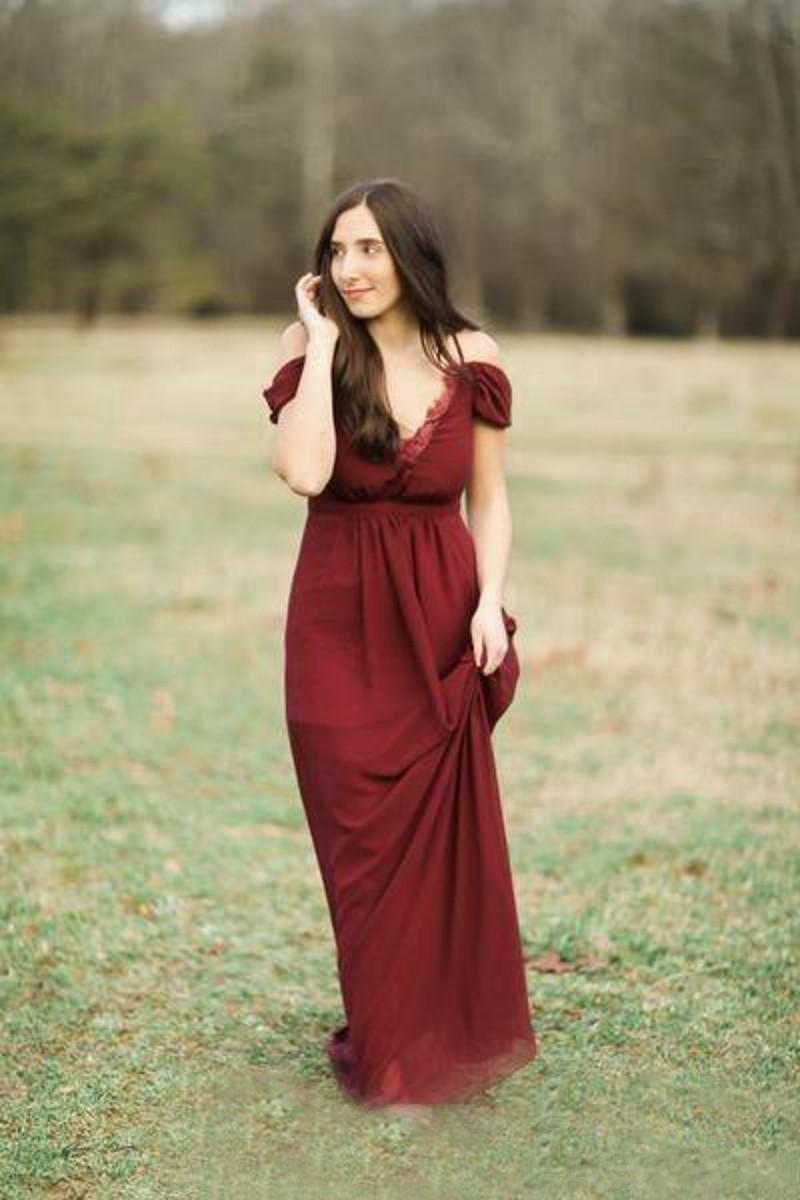 Off Shoulder Plus Size Country Maid Of Honor Dress Cheap Lace Chiffon Burgundy Bridesmaid Dresses Long A Line Bohemian Spaghetti Dress