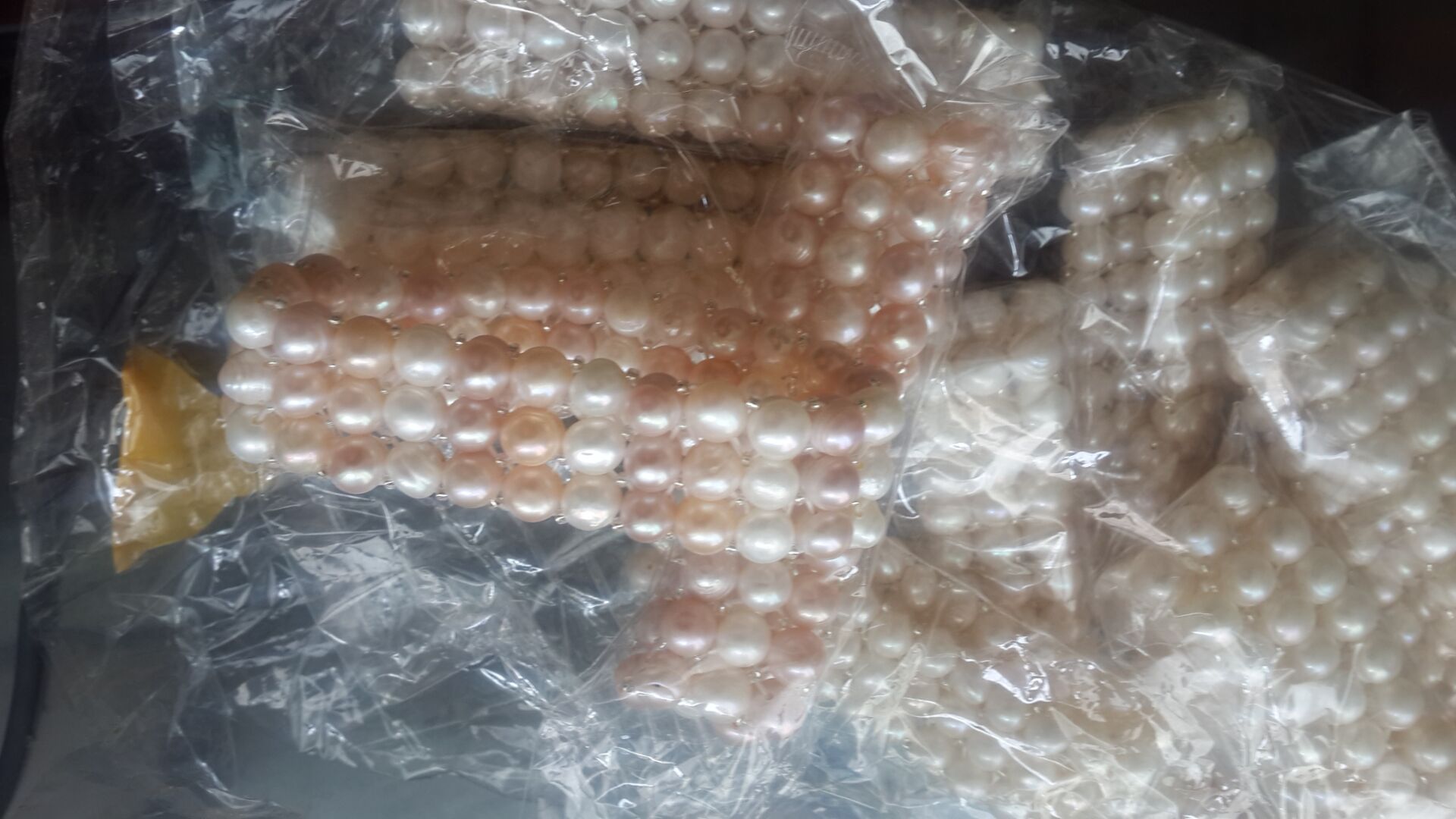 Genuine fine 100 natural 3row white multicolor Pearl Braclet Size Stretch