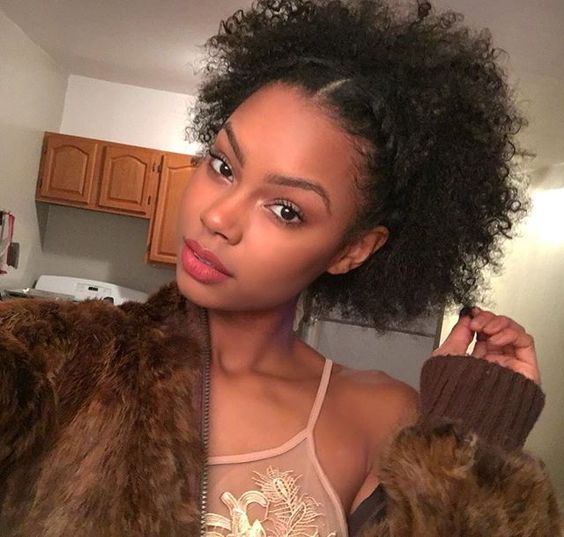 Women Hair Extensions clip in Afro puff Kinky Curly Hair Ponytail with bangs Drawstring Ponytails Pieces Buns Peruca 140g 5colors
Women Hair Extensions clip in Afro puff Kinky Curly Hair Ponytail with bangs Drawstring Ponytails Pieces Buns Peruca 140g 5colors