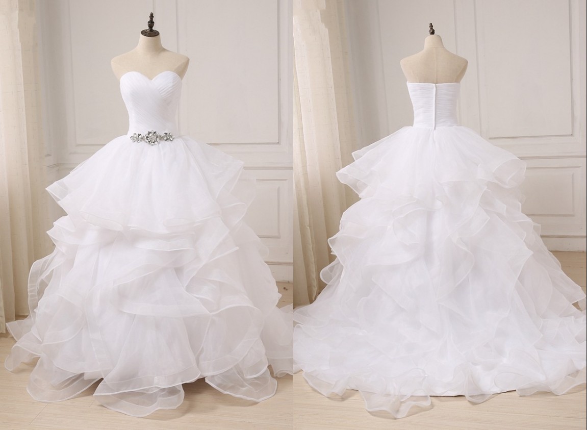 Fashion Ball Gown Ruffles Wedding Dresses Sweetheart Crystal Rhinestones Organza Backless Court Train Pleated Wedding Gowns Vestido, Gold
Fashion Ball Gown Ruffles Wedding Dresses Sweetheart Crystal Rhinestones Organza Backless Court Train Pleated Wedding Gowns Vestido, Gold