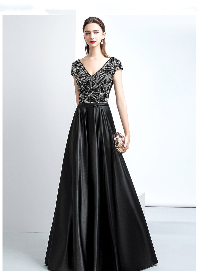 Black V-Neck Ball Gown Prom Dresses 2018 Sexy Jewel Long Prom Dresses Evening Gowns With Sparkly Beaded Bodice For Teens From, Gold
Black V-Neck Ball Gown Prom Dresses 2018 Sexy Jewel Long Prom Dresses Evening Gowns With Sparkly Beaded Bodice For Teens From, Gold
