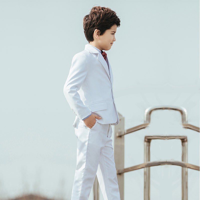 2018 High Fashion Three Pieces Boys Clothes Spring Long Sleeve Boys Formal Suits For Prom Wedding Events