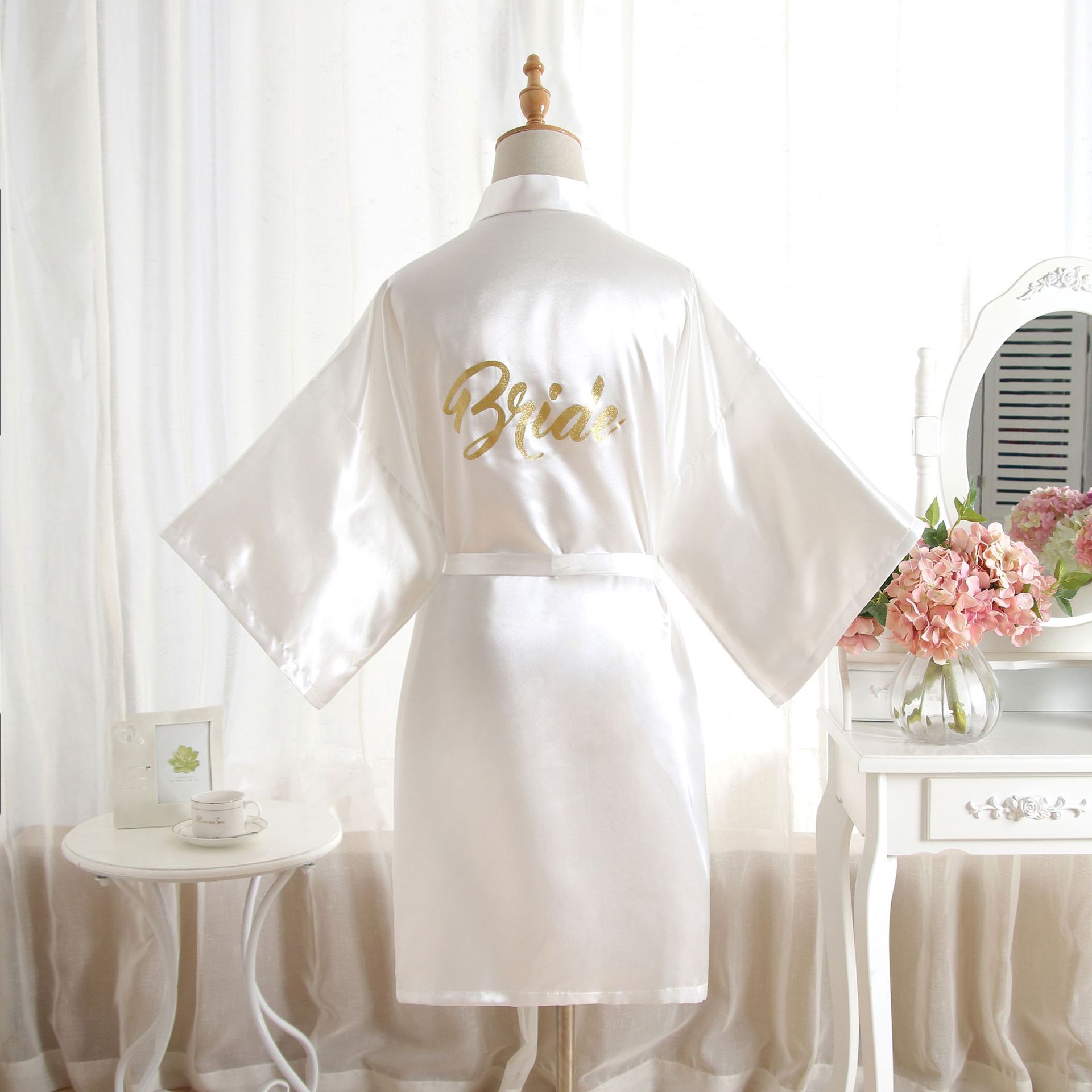 

wedding satin bridesmaid bride robes maid of honor gifts bachelorette bridal party supplies wholesale free shipping, Logo-bride