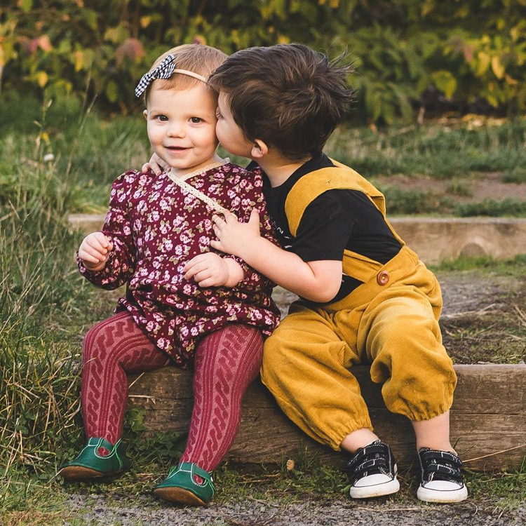 INS 2018 Spring Autumn Baby Girl Floral Lace Long Sleeve Rompers Infant Baby Girl Kids Cotton Romper Jumpsuit Free Shipping, As photo
INS 2018 Spring Autumn Baby Girl Floral Lace Long Sleeve Rompers Infant Baby Girl Kids Cotton Romper Jumpsuit Free Shipping, As photo