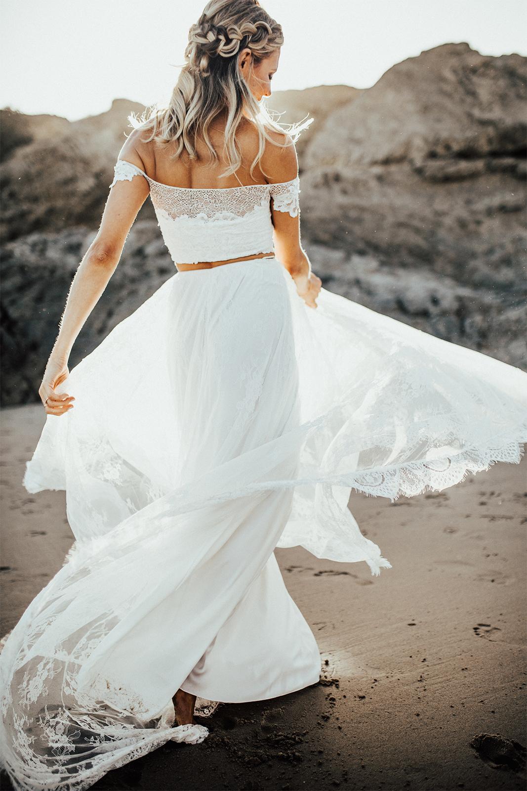 Bohemian Dresses A e Two Pieces Off The Shoulder Lace Appliques Boho Bridal Gowns Sweep Train Plus Size Wedding Dress