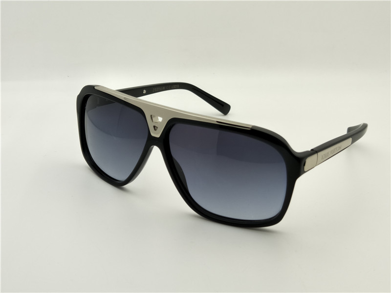 Women/man Stud Polit Sunglasses Brown Gradient len oversized Sunglasses New with Box
Women/man Stud Polit Sunglasses Brown Gradient len oversized Sunglasses New with Box