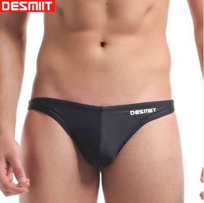 Men Swimwear Solid Man Triangle Thong Swimming Briefs Sexy Low Waist Men's Swimsuits Gay Sportswear Board Swim Surf Brief
Men Swimwear Solid Man Triangle Thong Swimming Briefs Sexy Low Waist Men's Swimsuits Gay Sportswear Board Swim Surf Brief