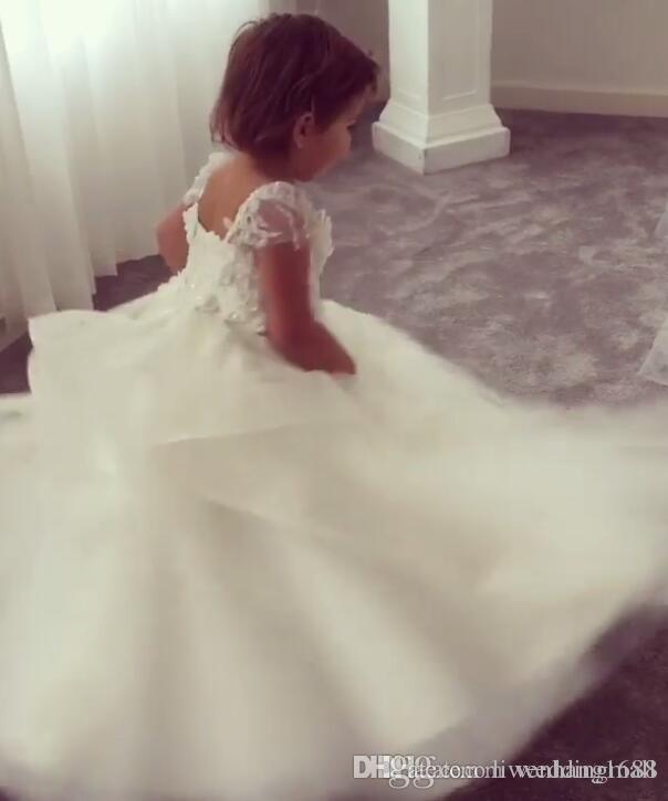 Arabic Lace Beaded Flower Girl Dresses Sheer Neck Child Dresses Ball Gown Tulle Vintage Beautiful Flower Girl Wedding Dresses