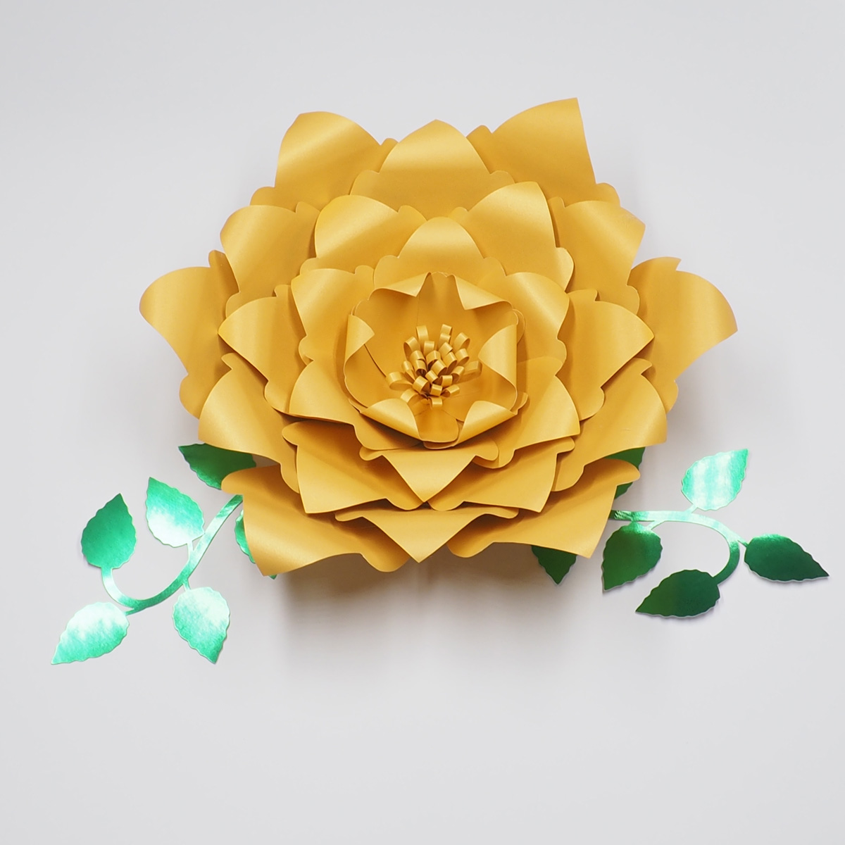 1Piece FLower+2PCS Leaves Giant Paper Flowers Wedding Backdrop Photography Photo Shoots galleries, fashion and trade Shows Deco
1Piece FLower+2PCS Leaves Giant Paper Flowers Wedding Backdrop Photography Photo Shoots galleries, fashion and trade Shows Deco