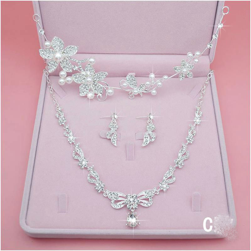 shining three pieces bridal jewelry accessories crystal pearls headpieces crown and tiaras for wedding events