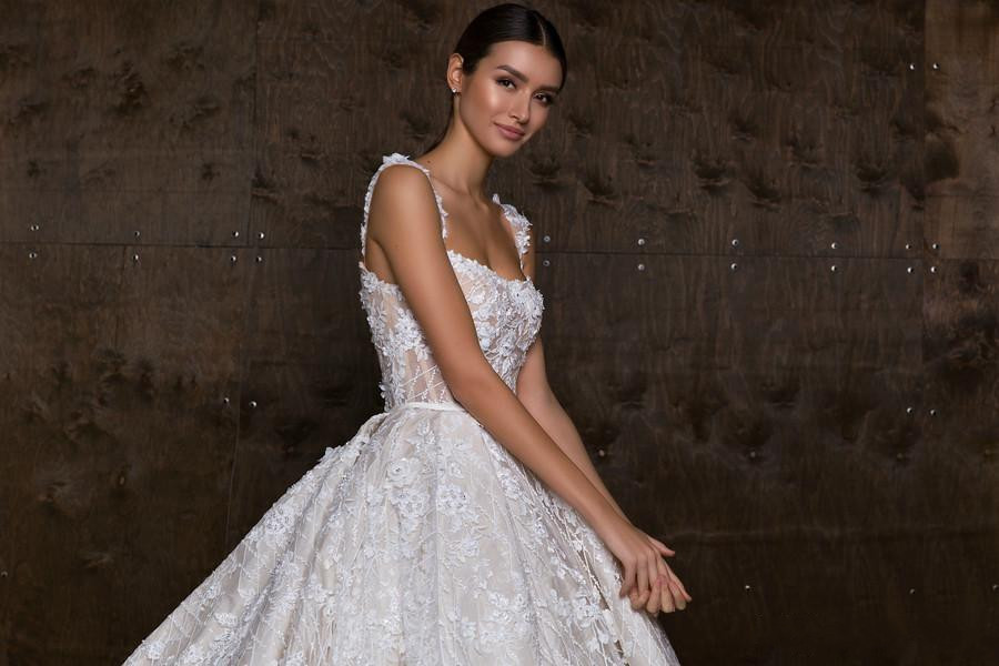 gorgeous strap a line wedding dresses full lace 3d floral appliqued backless beads bridal gowns plus size wedding dress