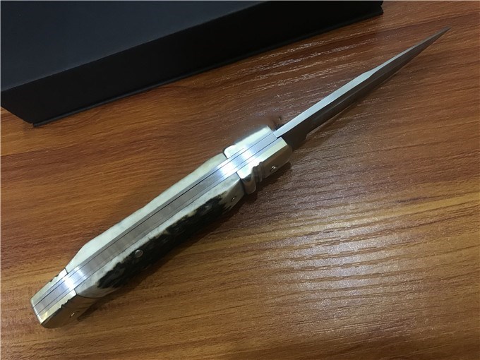 2017 New Italian mafia antler handle camping Collecting hunting knife knives D2 copies 
2017 New Italian mafia antler handle camping Collecting hunting knife knives D2 copies