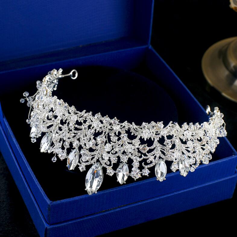 Sliver Wedding Crown Bridal Bridesmaid Baroque chic Crystal tiara Rhinestone crown headband Wedding Dress Studio Tiara Sweet 16 16*5 cm