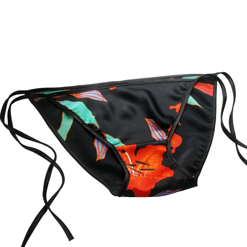 Wholesale Shipping Pure silk Flower Print Pattern Panties Women 100% Mulberry Silk Thongs Adjustable Lace Bandage Briefs, Mixed
Wholesale Shipping Pure silk Flower Print Pattern Panties Women 100% Mulberry Silk Thongs Adjustable Lace Bandage Briefs, Mixed