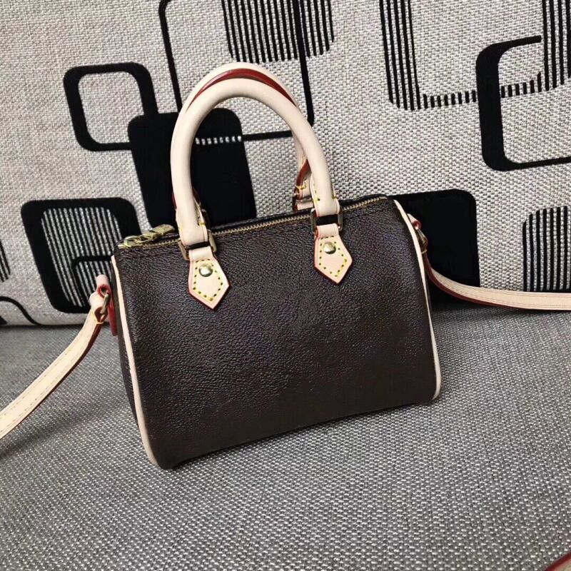 Designer bags min crossbody women handbags orignal Canvas genuine leather lady messenger bag phone purse fashion satchel nano pillow shoulder bags handbag 61252, Brown
Designer bags min crossbody women handbags orignal Canvas genuine leather lady messenger bag phone purse fashion satchel nano pillow shoulder bags handbag 61252, Brown