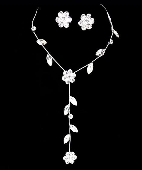 new hot Bridal wedding decoration plum flower gem two-piece necklace, earring set, long necklace, fashion classic, exquisite and elegant
