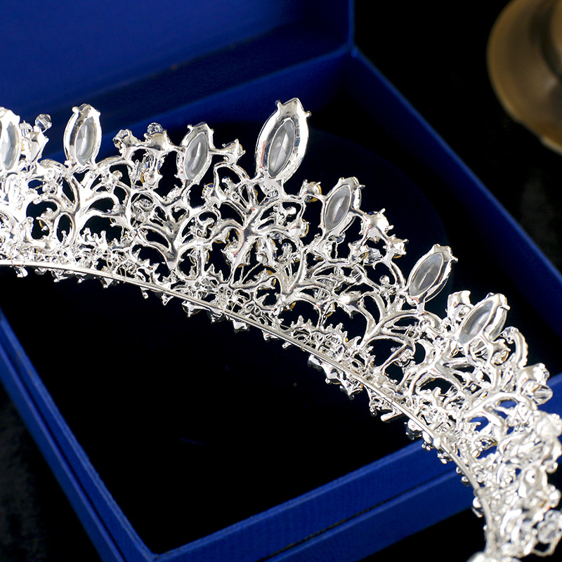 Sliver Wedding Crown Bridal Bridesmaid Baroque chic Crystal tiara Rhinestone crown headband Wedding Dress Studio Tiara Sweet 16 16*5 cm