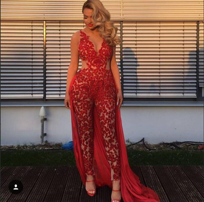 red jumpsuits prom dresses with trail saudi arabic illusion v neck evening gowns lace appliqued zuhair murad party suit