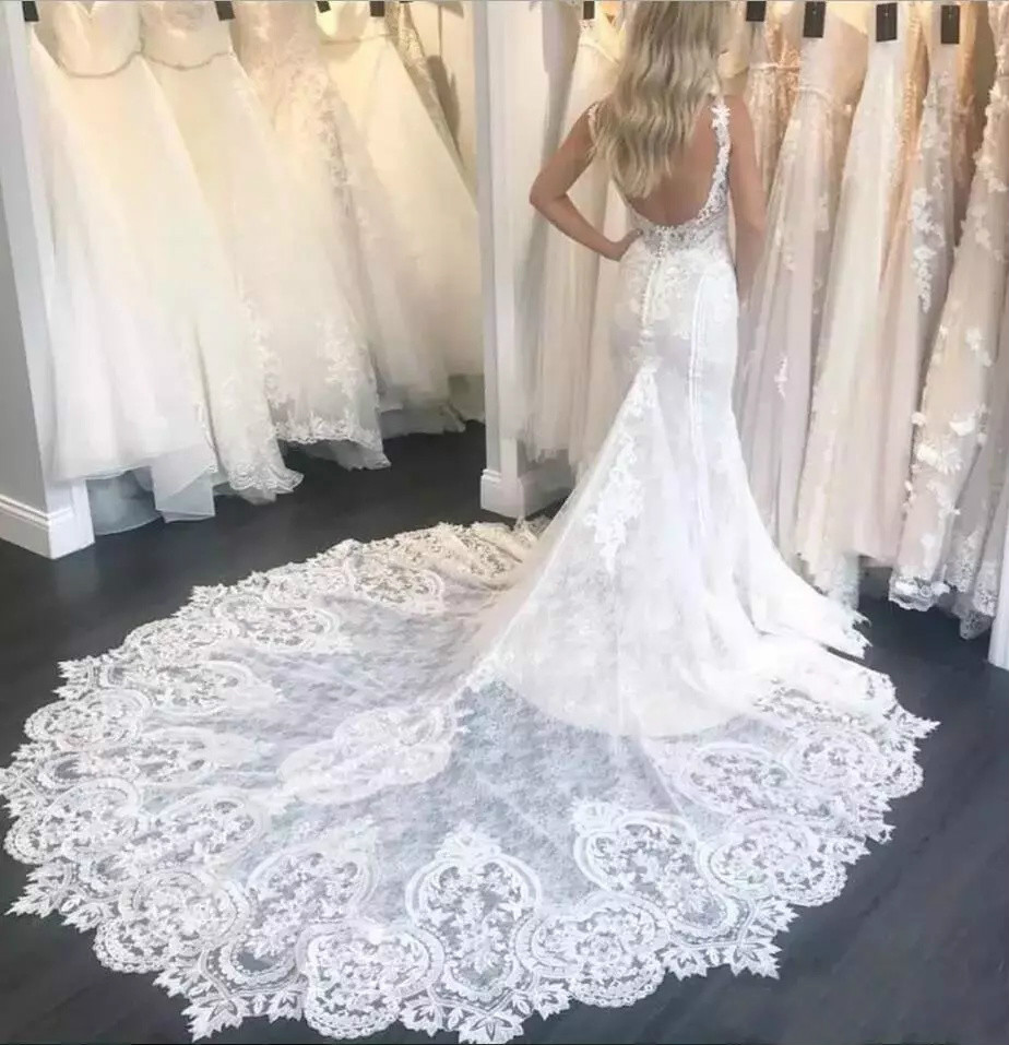 Gorgeous White Lace Mermaid Wedding Dresses Appliqued Straps Backless Country Bridal Gowns Chapel Train Plus Size Vestidos De Nnovia