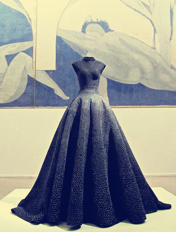 Evening dress Yousef aljasmi Kim kardashian Short sleev High collar Pleated Ball gown Long dress Almoda gianninaazar ZuhLair murad Ziadnakad, Same with picture
Evening dress Yousef aljasmi Kim kardashian Short sleev High collar Pleated Ball gown Long dress Almoda gianninaazar ZuhLair murad Ziadnakad, Same with picture