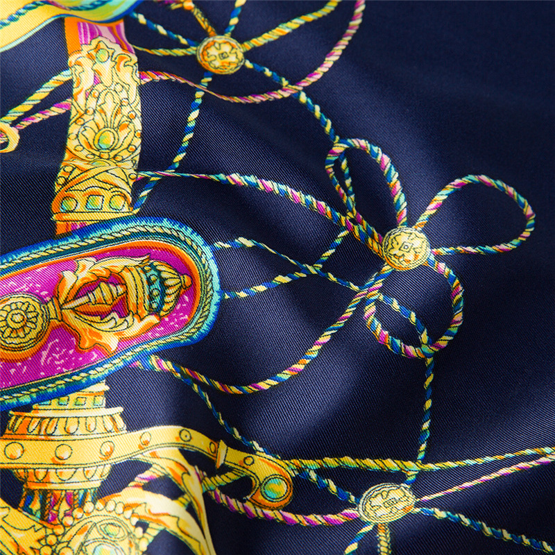 Small Women 100% Silk Square Print Scarf Retro Satin Foulard Femme Echarpe Ladies Neck Scarves 60*60CM Wholesale