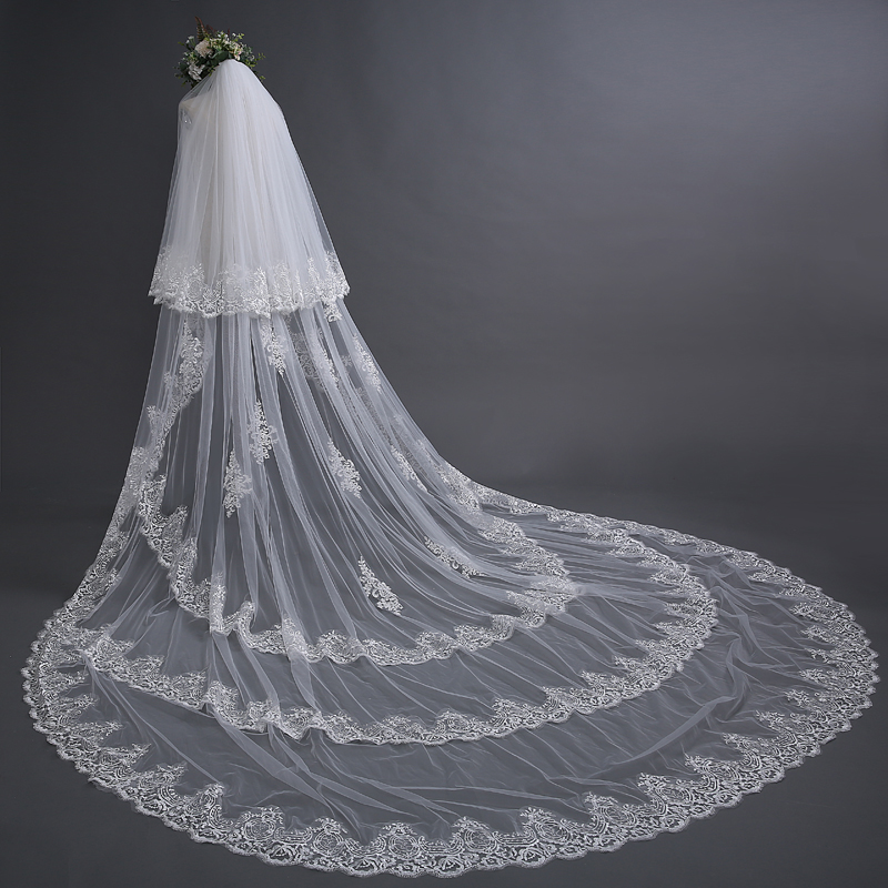 Four Layers Wedding Veils Lace Appliques 3M Long 2.5M Width Luxury Wedding Veil Custom Made Ivory White Bridal Veil Accessories