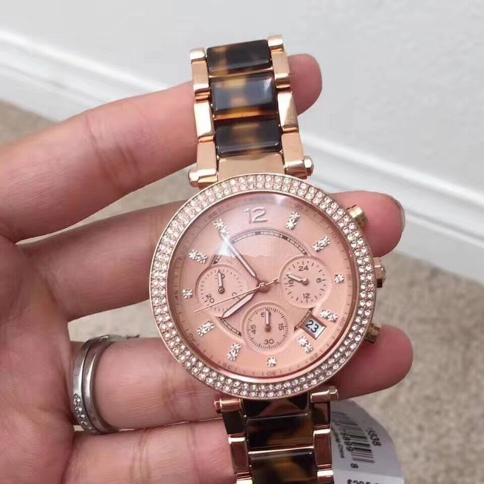 Fashion lady's favorite! 5538 Rose Gold Quartz Watch, Diamond Stainless Steel Waterproof Watch, Retail and Wholesale + Free Shipping
Fashion lady's favorite! 5538 Rose Gold Quartz Watch, Diamond Stainless Steel Waterproof Watch, Retail and Wholesale + Free Shipping