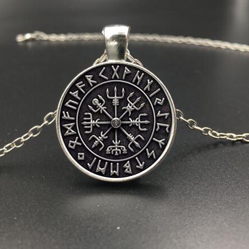 Wholesale- Fashion Pendant Glass SYMBOL OF NORSE RUNIC NORSE Runes Vegvisir Necklace Compass With Chain For Women Men Viking Jewelry
Wholesale- Fashion Pendant Glass SYMBOL OF NORSE RUNIC NORSE Runes Vegvisir Necklace Compass With Chain For Women Men Viking Jewelry