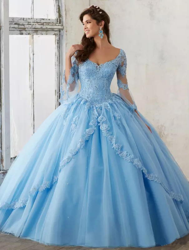 Custom Sky Blue Long Sleeves Lace Prom Dresses 2018 with Beaded Appliques V Neck Floor Length Ball Gown Formal Evening Party Gowns, Black
Custom Sky Blue Long Sleeves Lace Prom Dresses 2018 with Beaded Appliques V Neck Floor Length Ball Gown Formal Evening Party Gowns, Black